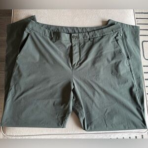 lululemon athletica Men's Pants in Dark Green